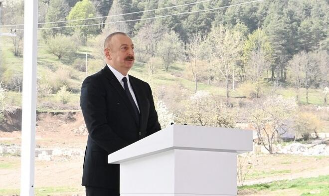 Prezident: “Kəlbəcər indi dünyanın ən gözəl mənzərəli şəhərlərindən birinə çevrilir”