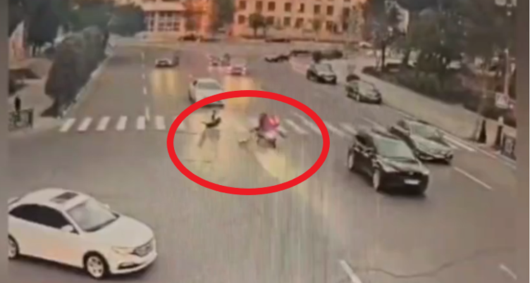 Bakıda moped və motosiklet sürücülərinin törətdiyi dəhşətli qəzalar – ANBAAN VİDEO