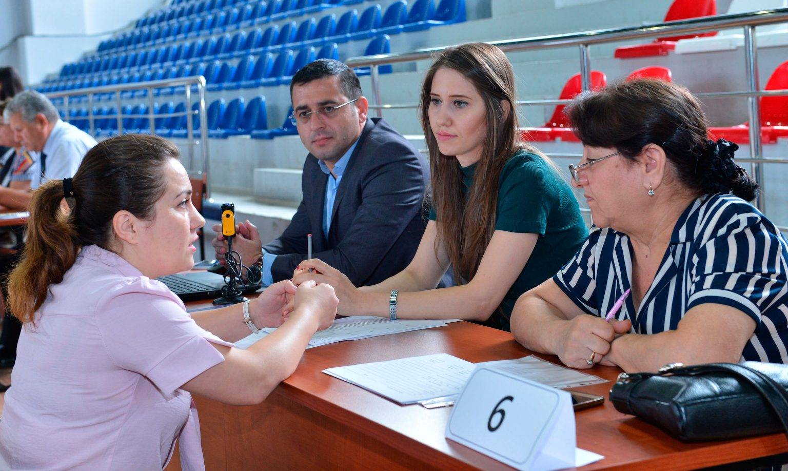 MİQ üzrə növbəti vakansiya seçimi mərhələsi BAŞLADI MİQ üzrə növbəti vakansiya seçimi mərhələsi BAŞLADI