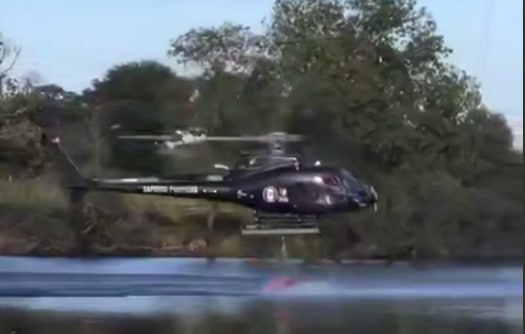 Fransada yanğınsöndürən helikopter gölə düşdü – ANBAAN VİDEO Fransada yanğınsöndürən helikopter gölə düşdü – ANBAAN VİDEO