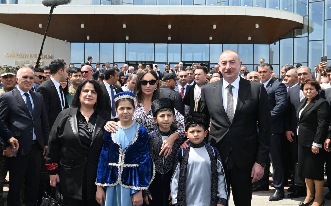 Səsi ilə Prezidentin diqqətini çəkən Əhəd qalib oldu - FOTO