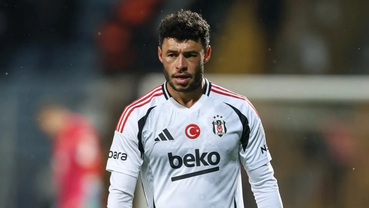 “Beşiktaş” ingilis futbolçu ilə yollarını ayırdı “Beşiktaş” ingilis futbolçu ilə yollarını ayırdı