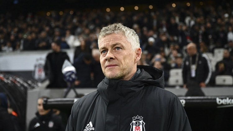 “Beşiktaş” baş məşqçisini istefaya GÖNDƏRDİ