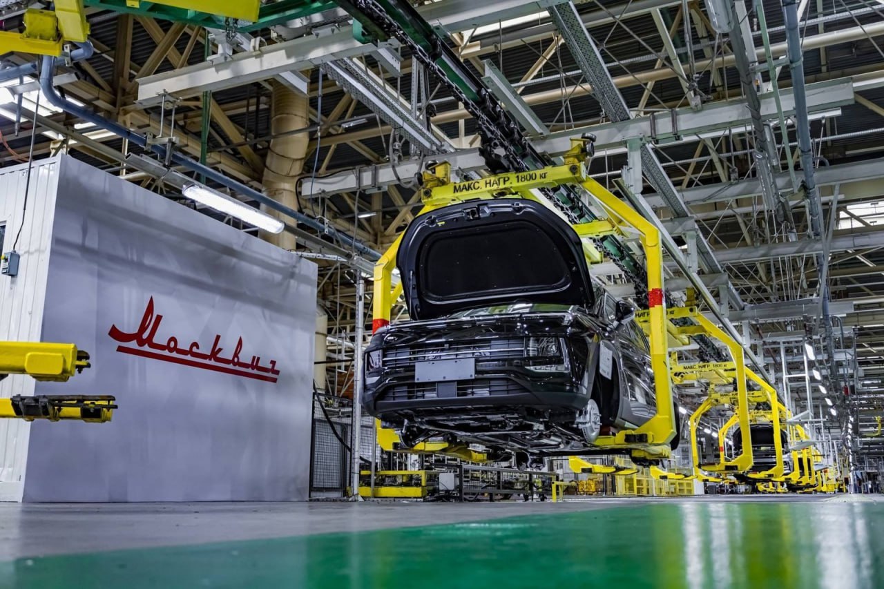 Yeni “Moskviç” modelinin İLK FOTOSU
