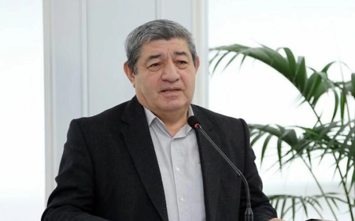 Nizami Cəfərovun “nadan” dediyi kimlərdir? – Onların içində ziyalılar da var – MÜSAHİBƏ Nizami Cəfərovun “nadan” dediyi kimlərdir? – Onların içində ziyalılar da var – MÜSAHİBƏ