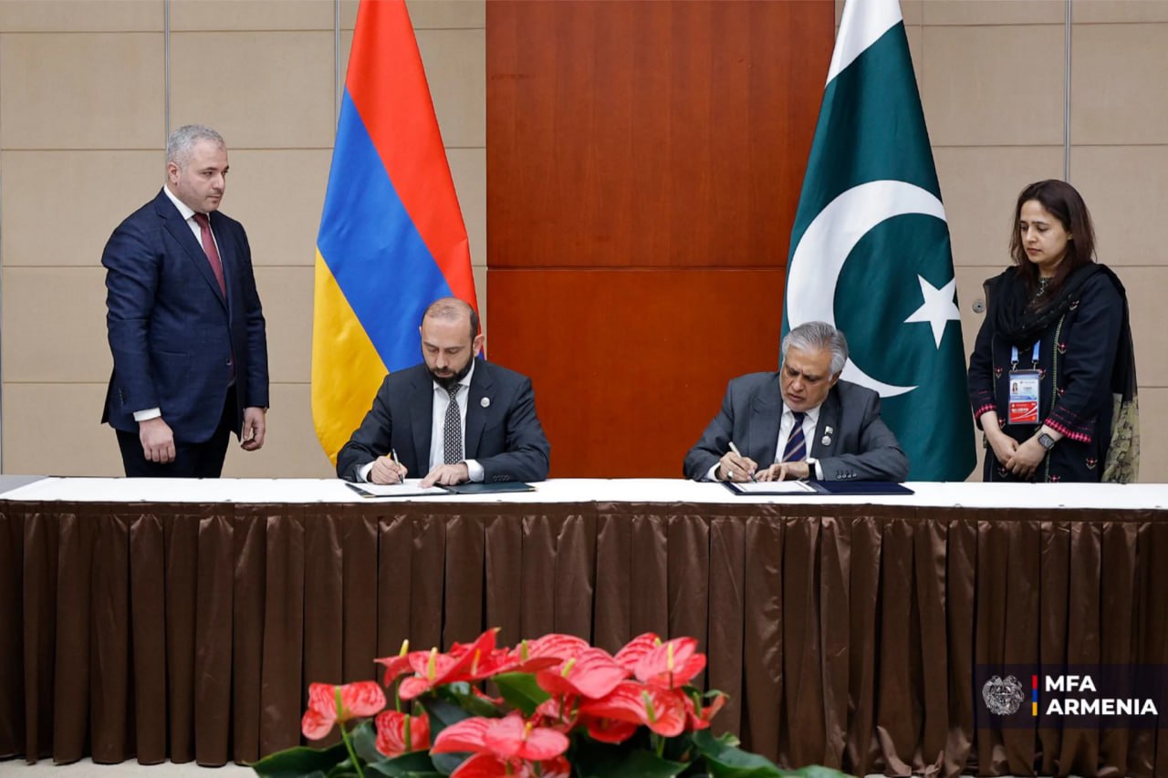 Pakistan Ermənistanla diplomatik münasibətlərin qurulmasını Azərbaycanla RAZILAŞDIRIB