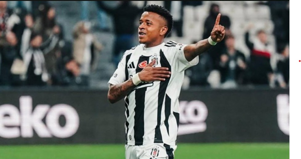 “Beşiktaş” futbolçusunu Braziliya klubuna SATDI “Beşiktaş” futbolçusunu Braziliya klubuna SATDI