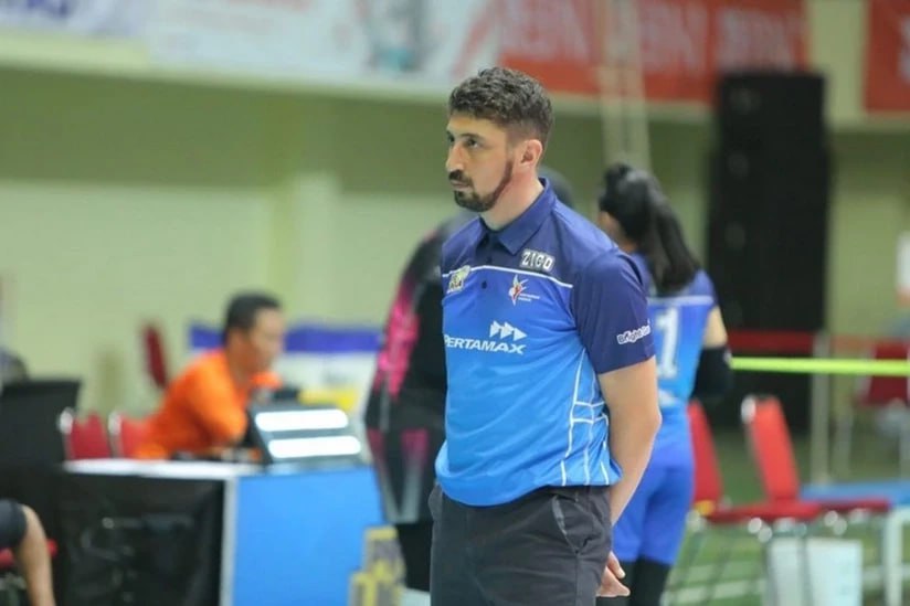 Yeni yaradılan “Turan” voleybol klubu hansı oyunçularla anlaşıb? – Baş məşqçidən AÇIQLAMA Yeni yaradılan “Turan” voleybol klubu hansı oyunçularla anlaşıb? – Baş məşqçidən AÇIQLAMA