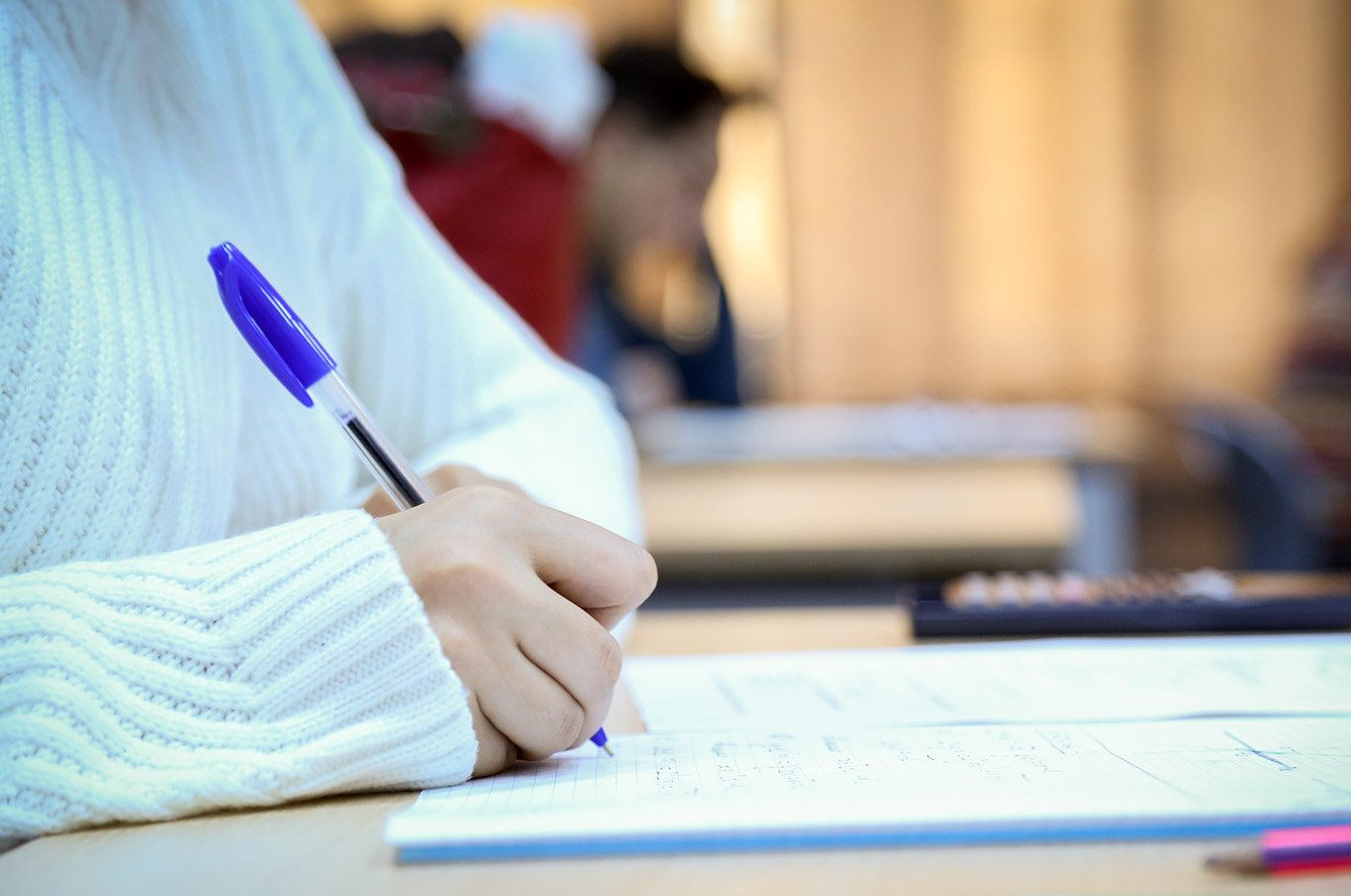 Universitetlərin boş qalan yerlərinə qəbul olunanların qeydiyyatı BAŞLAYIR – BU TARİXDƏ