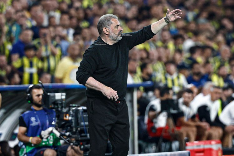 Bu məşqçilər “Fənərbağça”nın təklifini RƏDD ETDİ Bu məşqçilər “Fənərbağça”nın təklifini RƏDD ETDİ