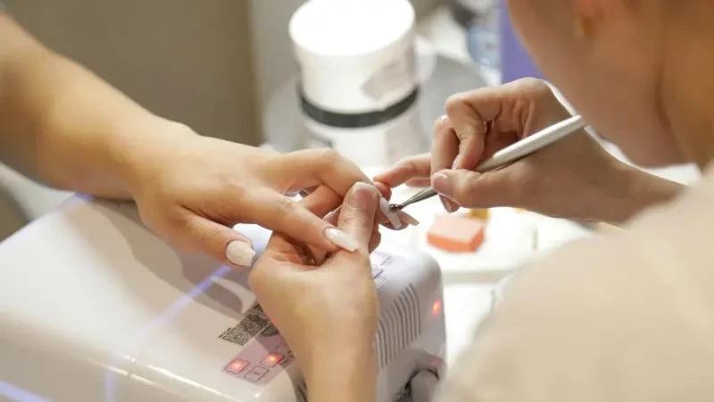 Gözəllikdə gizlənən RİSK – Dırnaq geli ilə bağlı QORXUNC TƏHLÜKƏ Gözəllikdə gizlənən RİSK – Dırnaq geli ilə bağlı QORXUNC TƏHLÜKƏ