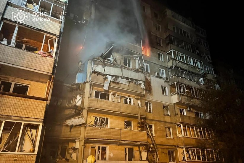 Rusiya Kiyevə bu gecə 13 ədəd "İsgəndər" raketi atıb Rusiya Kiyevə bu gecə 13 ədəd "İsgəndər" raketi atıb