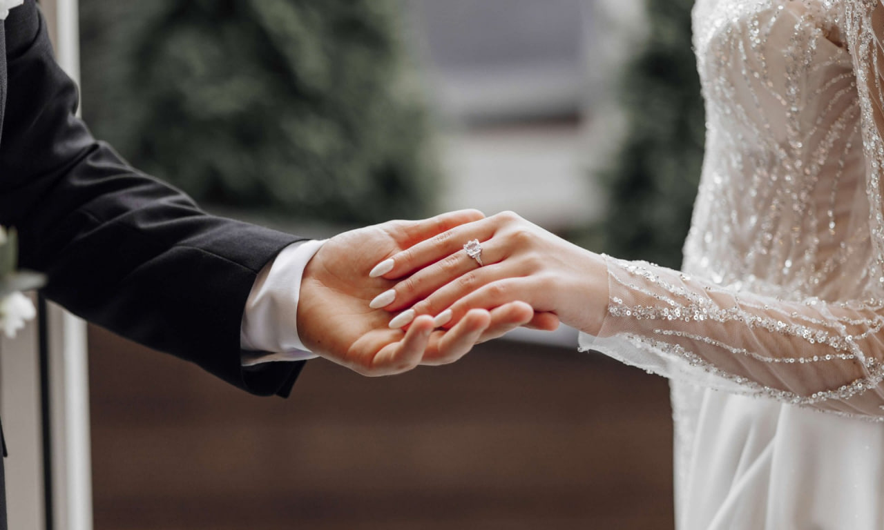 14 yaşlı qızla 20 yaşlı oğlan nişanlandı - Ata həbs edildi