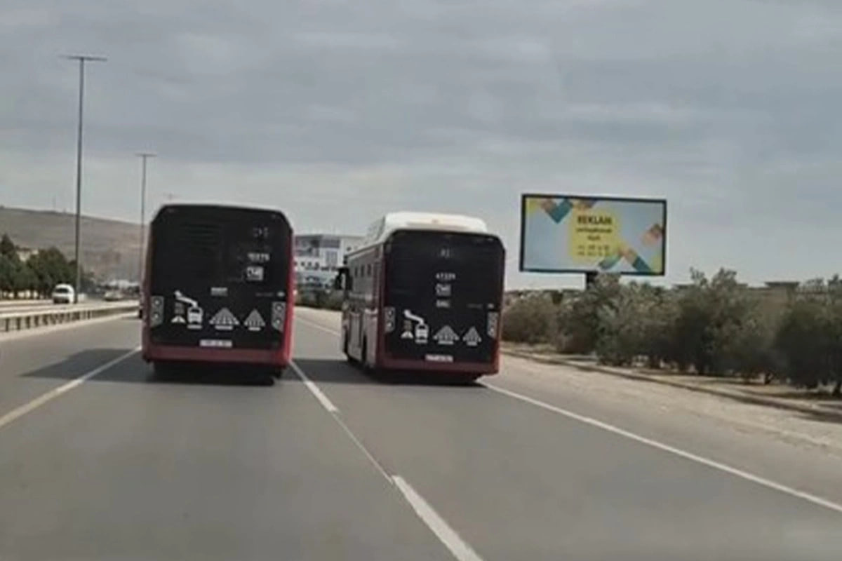 "BakuBus" avtobusları şosedə yarışa çıxdı – VİDEO
