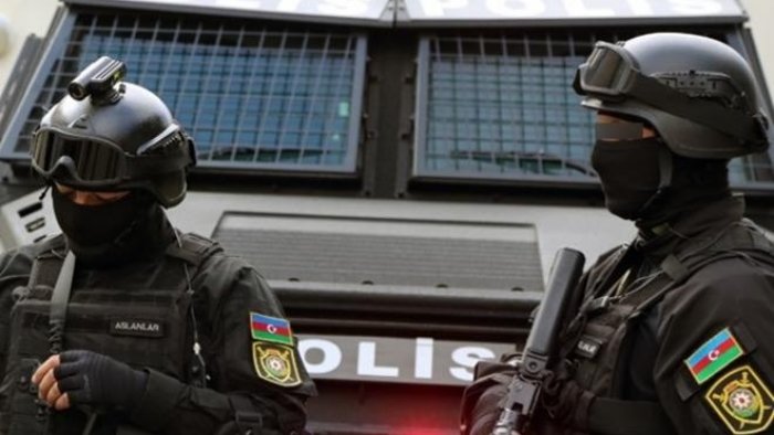 Polis Hacıqabulda əməliyyat keçirdi – TUTULAN VAR – FOTO Polis Hacıqabulda əməliyyat keçirdi – TUTULAN VAR – FOTO