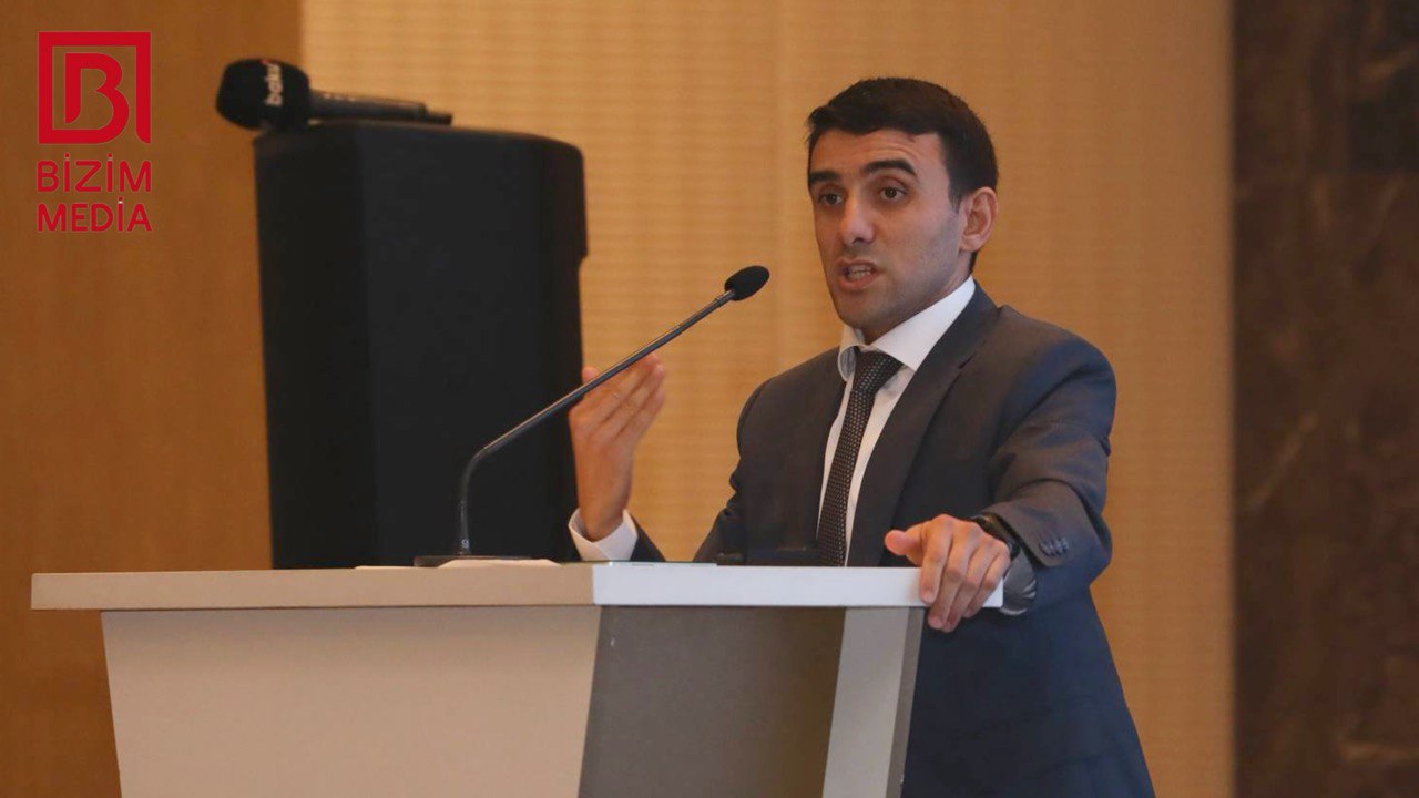 “Müəllimlər yüksək bacarıqlı şagirdlə işləyirlər, digərləri kənarda qalır” – Elnur Əliyev