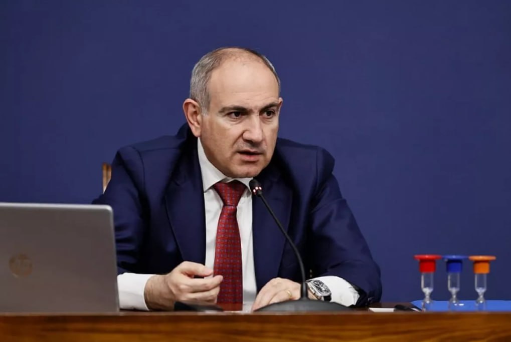 Paşinyan: “Qoy bizi bu gün xəyanətkar adlandırsınlar”