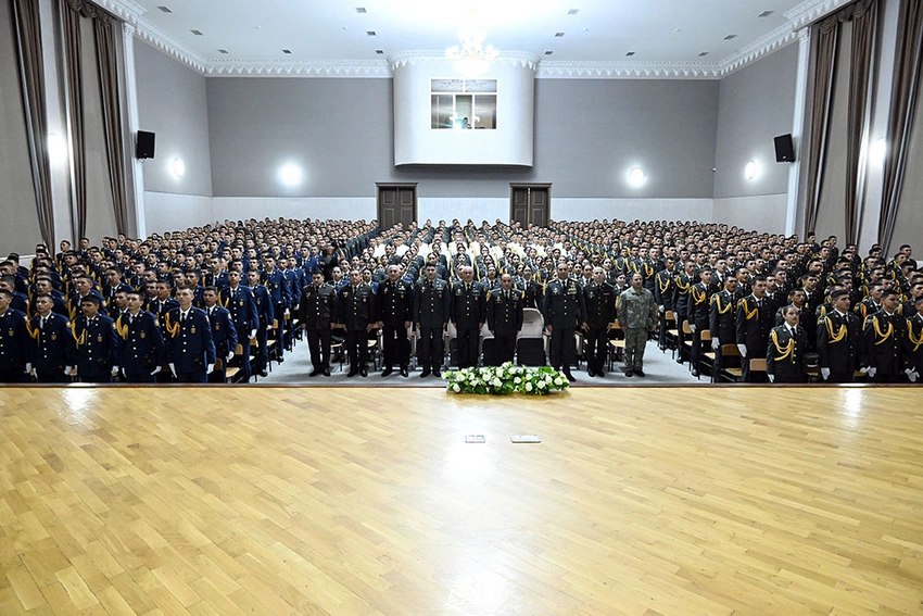 Hərbi təhsil müəssisələrində "Bilik günü" və andiçmə mərasimləri keçirildi - FOTO