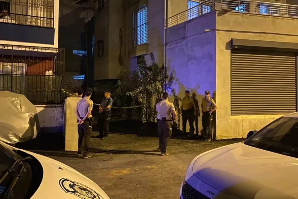 DƏHŞƏT: Ana 5 yaşlı oğlunun boğazını kəsdi DƏHŞƏT: Ana 5 yaşlı oğlunun boğazını kəsdi