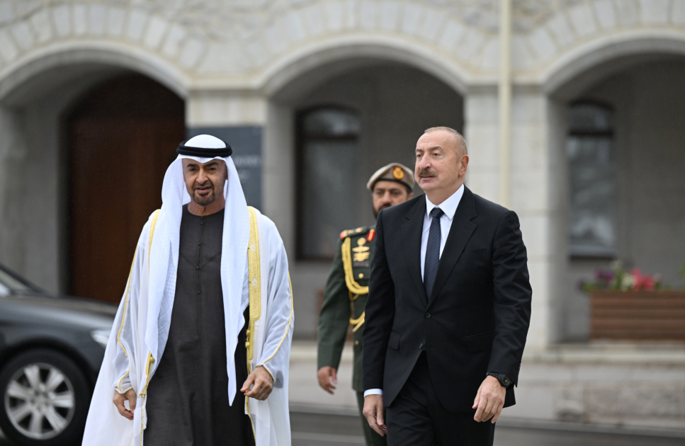İlham Əliyev BƏƏ Prezidentini Şuşada belə qarşıladı - FOTO