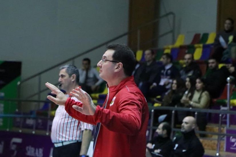 Azərbaycan klubu baş məşqçi ilə müqaviləni UZATDI