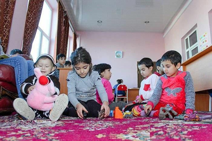 Məktəb yaşında, amma təhsildən uzaq - Sənədsiz uşaqların ACI TALEYİ