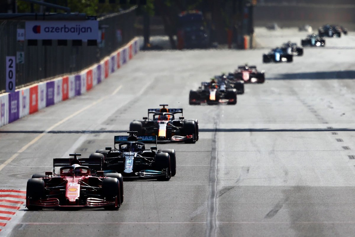 "Formula 2": Bakıda sərbəst yürüş BAŞLADI "Formula 2": Bakıda sərbəst yürüş BAŞLADI