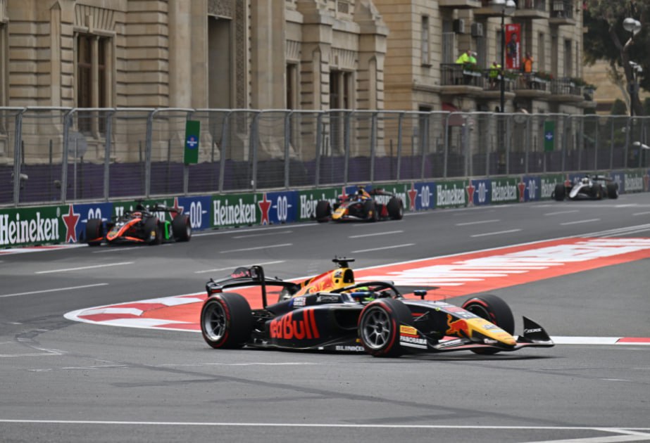Formula 1 Azərbaycan Qran-Prisinin əsas yarışı başladı - VİDEO