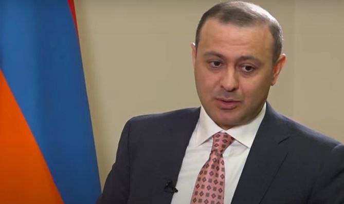 Armen Qriqoryandan Andranik Simonyanın Bakıya səfərinə REAKSİYA Armen Qriqoryandan Andranik Simonyanın Bakıya səfərinə REAKSİYA