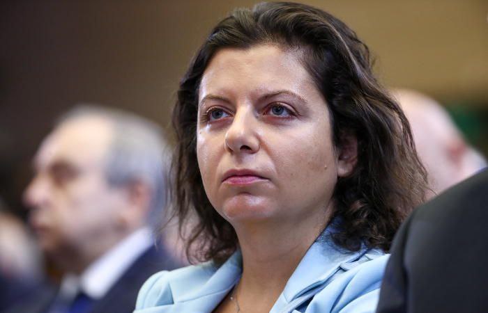 Marqarita Simonyan: “Ərim komadadır, özüm də xərçəngdən müalicə alıram”