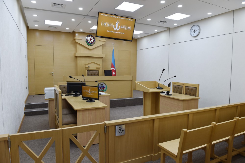 Gəncin ölümünə səbəb olan sürücü məhkəmə zalından həbs edildi