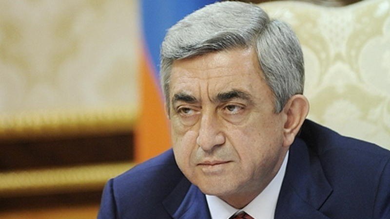 Serj Sarkisyandan Paşinyana CAVAB: “Heç vaxt axmaqlarla mübahisə etməyin”