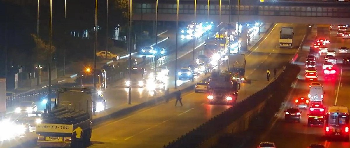 Nərimanovda bağlanan yol AÇILDI