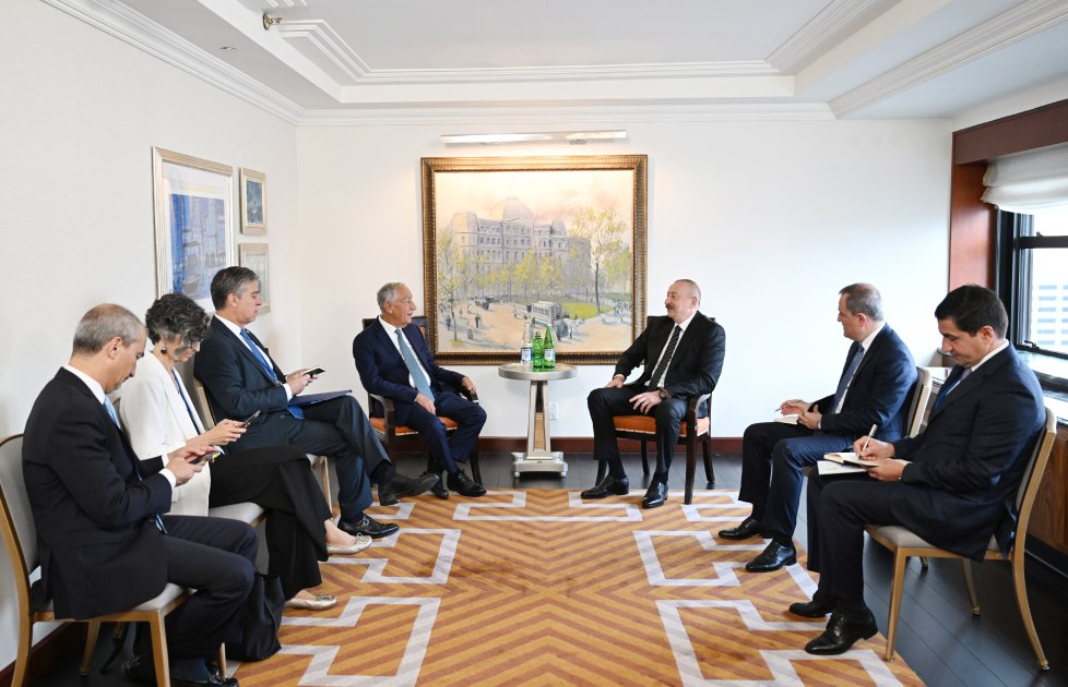 Portuqaliya Prezidenti İlham Əliyevi TƏBRİK ETDİ