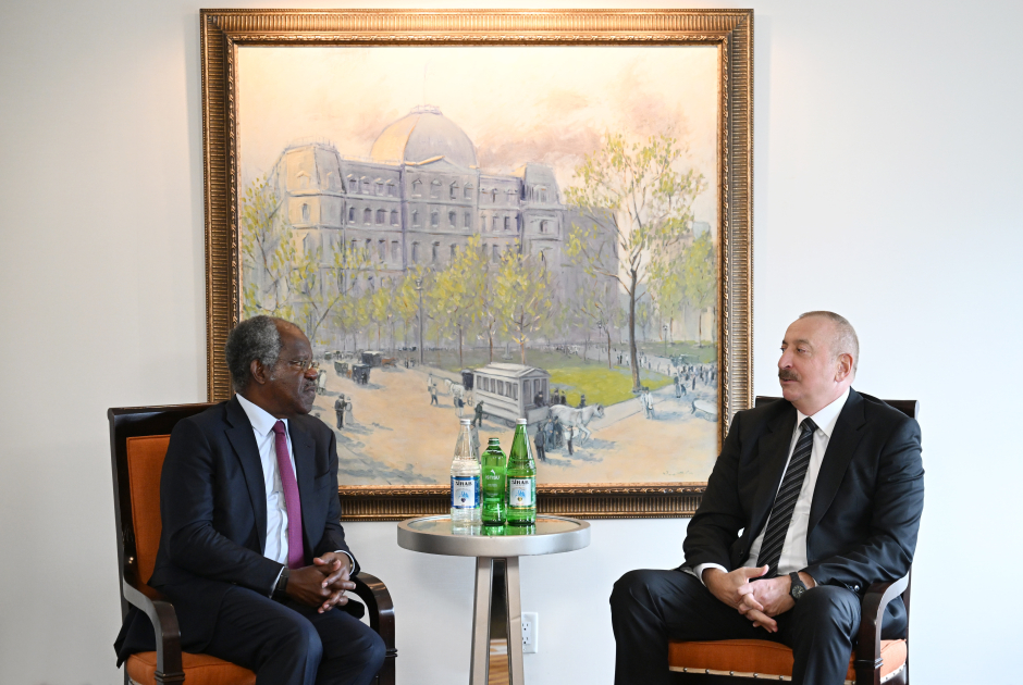 İlham Əliyev Nyu-Yorkda “Global Infrastructure Partners” şirkətinin təsisçisi ilə görüşüb - FOTO