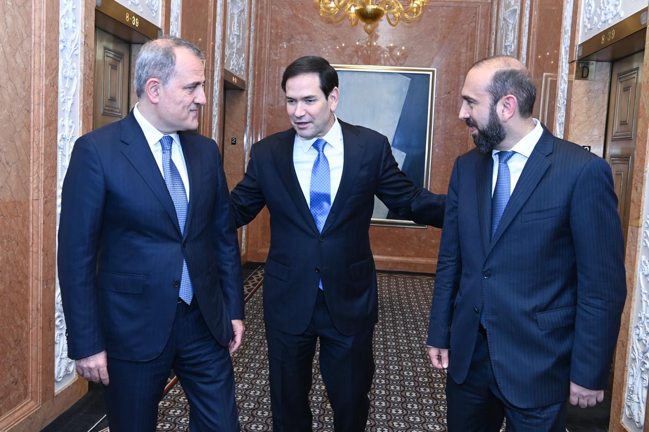 Ceyhun Bayramov Ararat Mirzoyanla Trans-Atlantik şam yeməyində - FOTO
