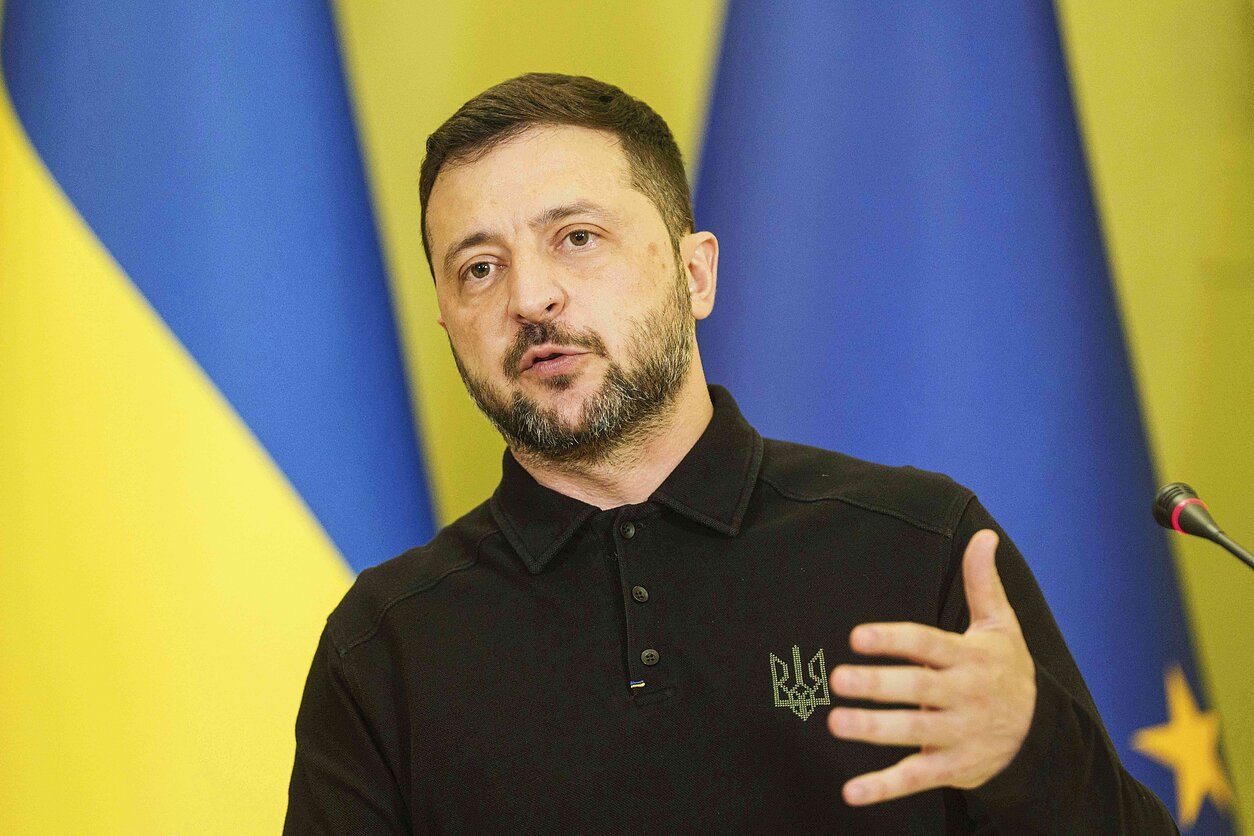 Zelenski: “Müharibə başa çatsa, seçkilərdə namizədliyimi irəli sürməyəcəyəm”