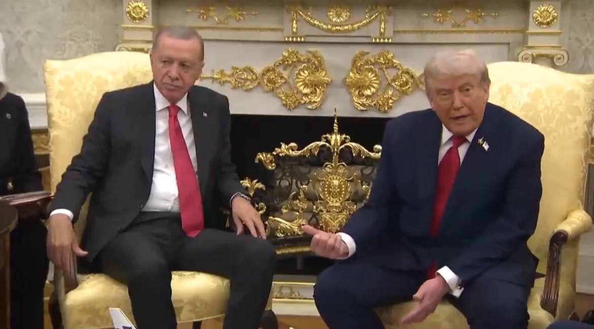 Tramp: "Ərdoğan dünya liderləri arasında hörmət qazanıb" - VİDEO Tramp: "Ərdoğan dünya liderləri arasında hörmət qazanıb" - VİDEO