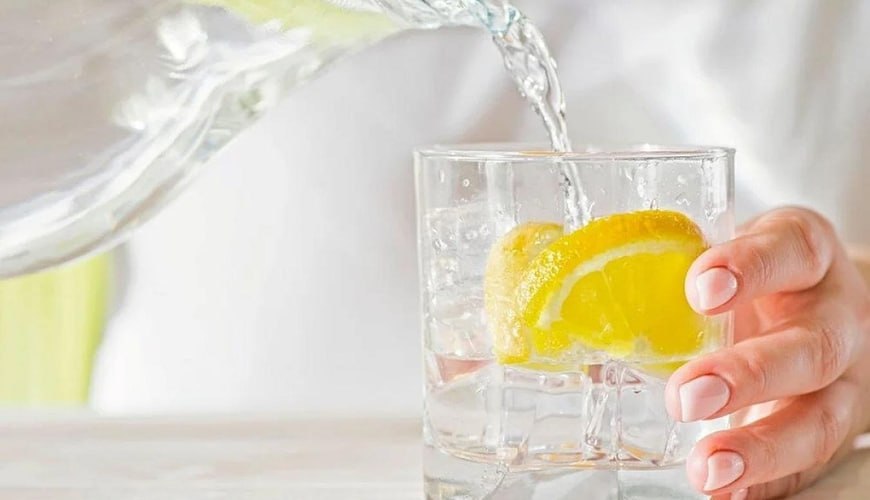 Gündəlik limonlu suyun 8 gözlənilməz faydası