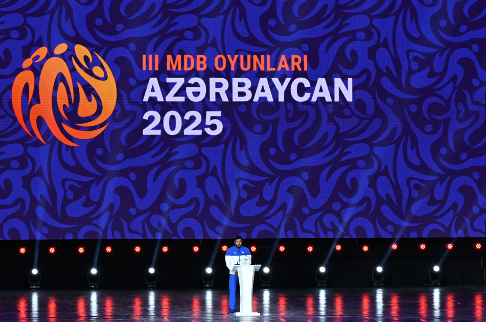 MDB oyunlarının açılış mərasimindən GÖRÜNTÜLƏR