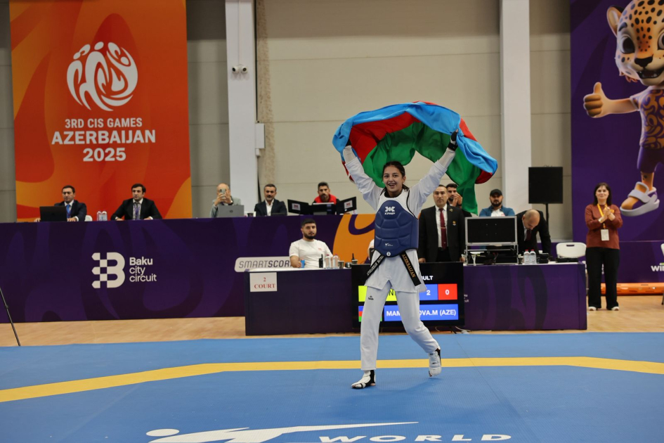 MDB Oyunları: Azərbaycan taekvondoçuları ilk gündə 3 qızıl medal qazandılar - FOTO
