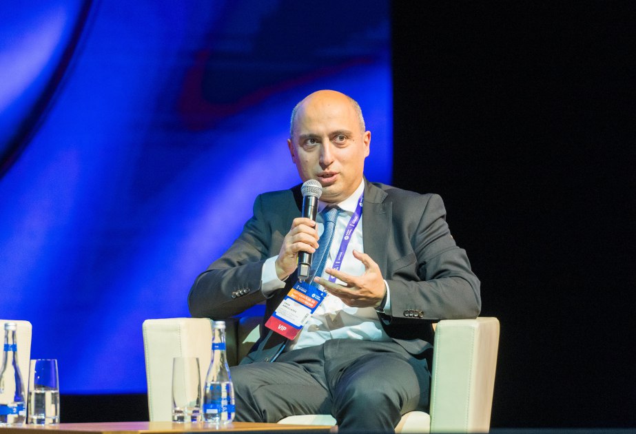 Nazir: “Məktəbdə innovasiya öyrədilə bilər, əsas məsələ onun hansı üsullarla həyata keçiriləcəyidir”