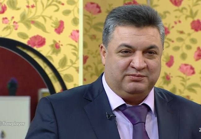 Namiq Məna: “İnsanların önündə qışqıra-qışqıra meyxana deməyin əleyhinəyəm”