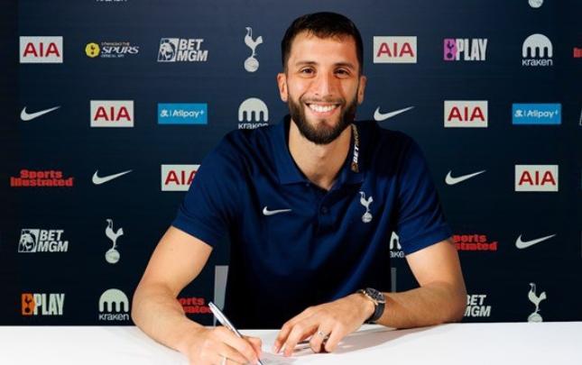 "Tottenhem" Bentankurla müqaviləni UZATDI