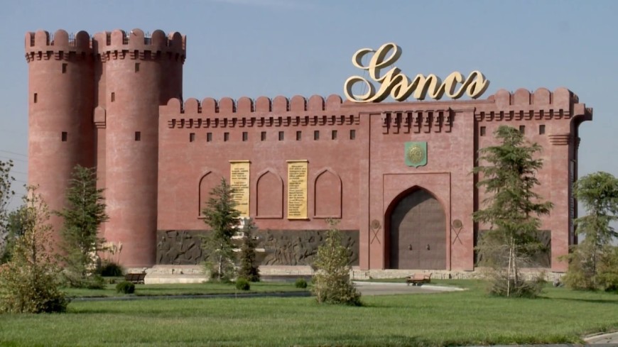 Gəncədə küçədə söyüş söyən tiktoker HƏBS OLUNDU