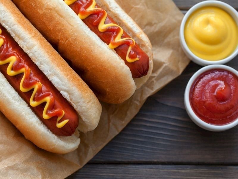 Hot-doq ömrü 36 dəqiqə qısaldır - Dörd ZƏRƏRLİ QİDA