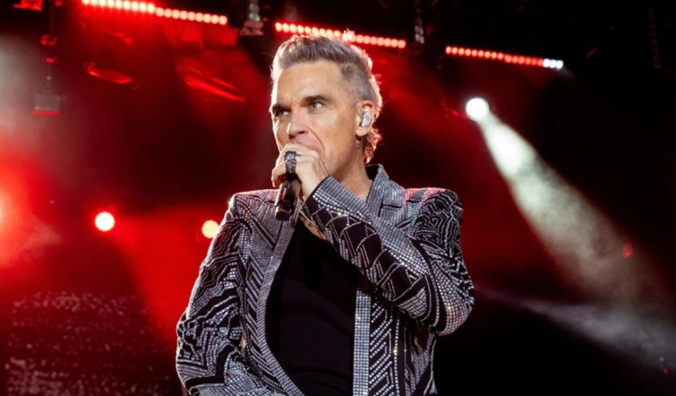 İstanbuldakı konserti ləğv olundu