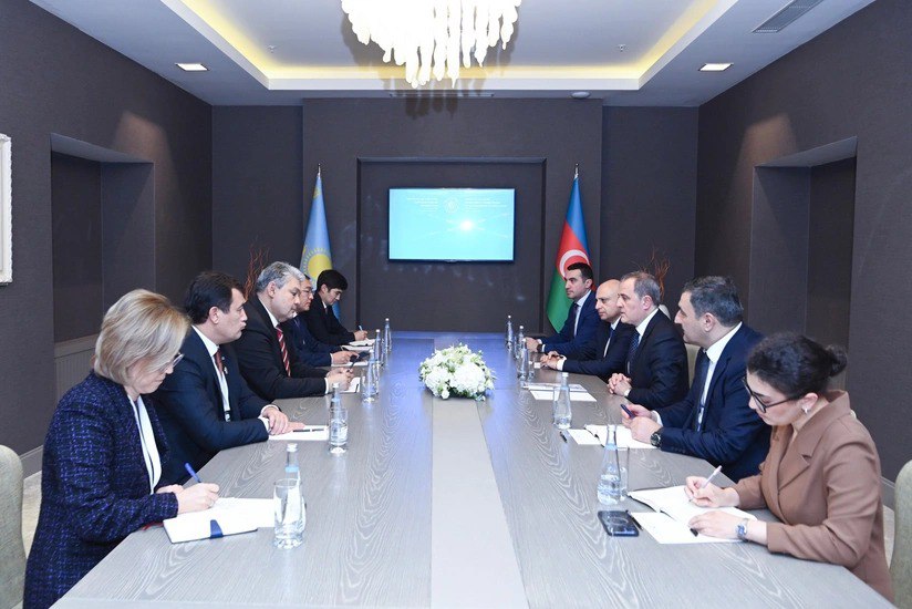 Azərbaycanla Qazaxıstan arasında strateji tərəfdaşlıq məsələləri MÜZAKİRƏ OLUNDU - FOTO