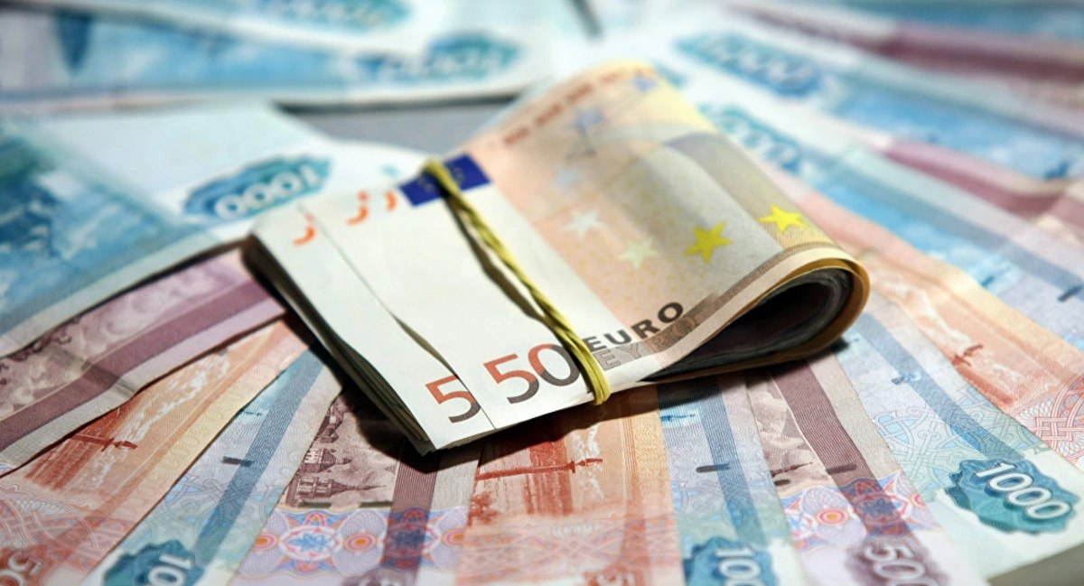 Avro və rubl ucuzlaşdı, dollar isə... – YENİ MƏZƏNNƏ