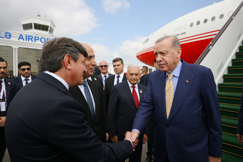 Ərdoğan Qəbələyə GƏLDİ - FOTO